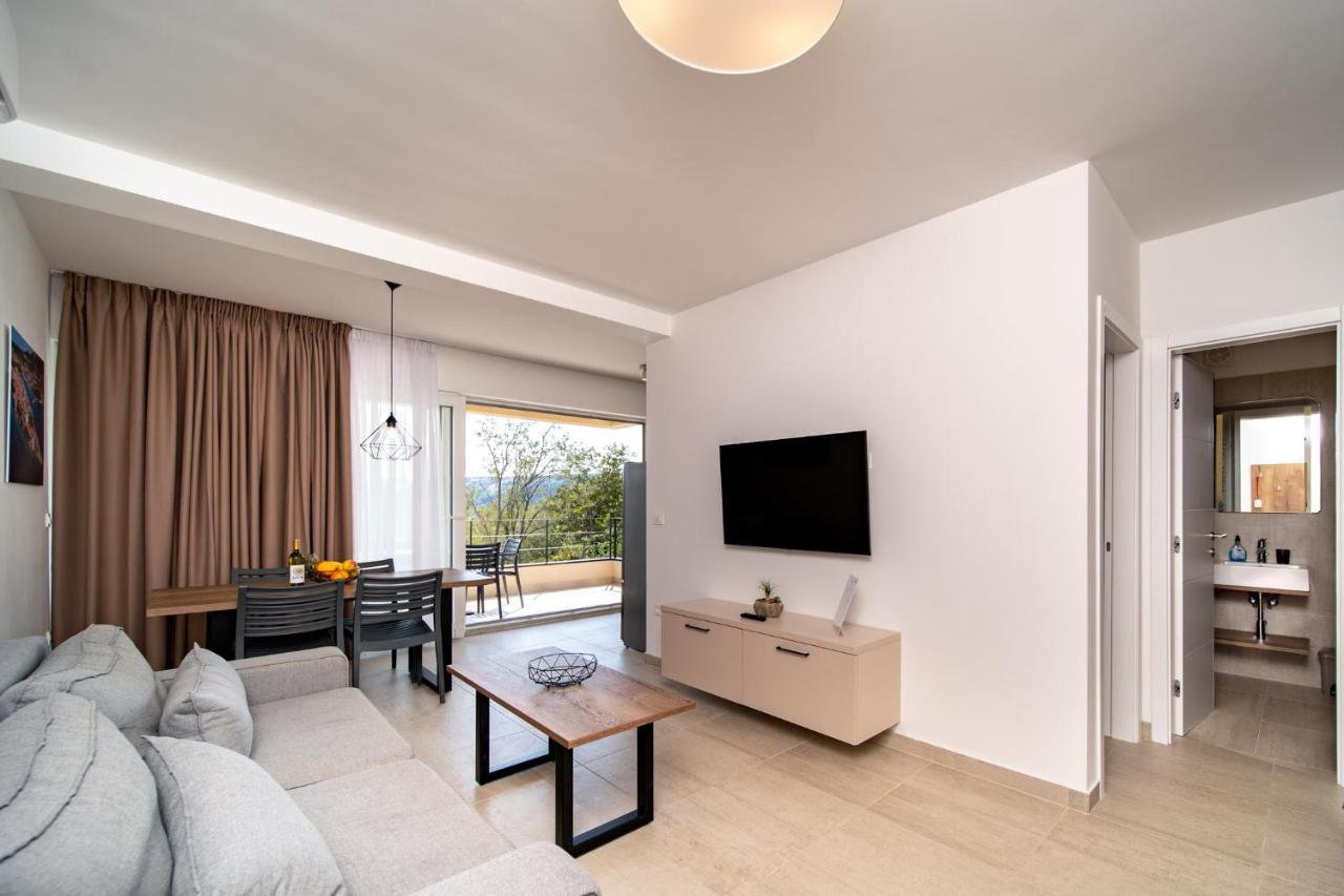 B&M Rab-Lopar Aparthotel Εξωτερικό φωτογραφία